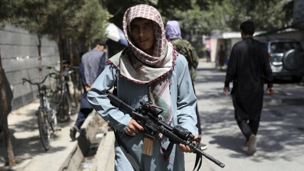 АМЕРИЧКИ МЕДИЈИ: Талибани кажу да ће забранити производњу мака