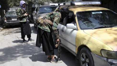 TALIBANI ZATVORILI PUT ZA AERODROM: Neće dozvoliti evakuaciju posle isteka roka