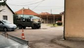 ОКЛОПНА ВОЗИЛА ПОНОВО У СРПСКИМ СРЕДИНАМА: Настављају се шиптарске провокације, тзв. косовска војска под оружјем дели маске