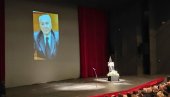 ОДРЖАНА КОМЕМОРАЦИЈА ЗОРАНУ ВУЧЕВИЋУ: Бројни пријатељи и поштоваоци опростили се од бившег председника Скупштине града Новог Сада (ФОТО)