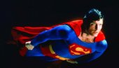 СУПЕРМЕНОВ СИН ПОСТАЋЕ ГЕЈ ЈУНАК! Најава да ће омиљени суперхерој променити сексуалност поново отворила питање шта нам намећу корпорације