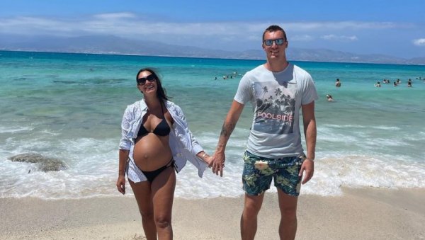 ДРУГИ СИН СТИГАО НА СВЕТ: Ивана и Данило Анђушић поново постали родитељи