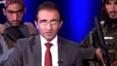 OVAKO IZGLEDA TALIBANSKI TV DNEVNIK: Spiker priča a dvojica ga drže na nišanu - Budno prate svaku njegovu reč (VIDEO)