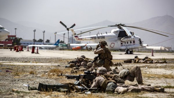 ПОЗДРАВ ЗА САД ИЛИ УПОЗОРЕЊЕ ТАЛИБАНИМА? Ракетни напад у близини аеродрома у Кабулу, само два дана до рока  за повлачење страних трупа