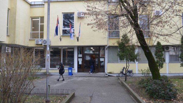 НОВИ ФОНО-КАБИНЕТ: Успешна сарадња гимназија из Вршца и Темишвара