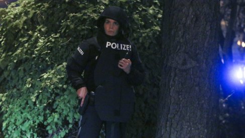 DRŽAVLJANINA BiH LOVE PO ŠUMAMA: Bivšu ženu ubio šipkom u Austriji, policija sumnja da je izvršio samoubistvo