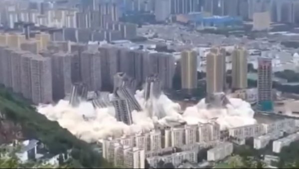 КАД 15 СОЛИТЕРА ИСТОВРЕМЕНО ОДЛЕТИ У ВАЗДУХ: Кинезима успело што и мало коме - eво колико зграда је остало да стоји (ВИДЕО)