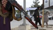 СНАЖНА ЕКСПЛОЗИЈА У КАБУЛУ: Талибани размењивали ватру са терористима Исламске државе