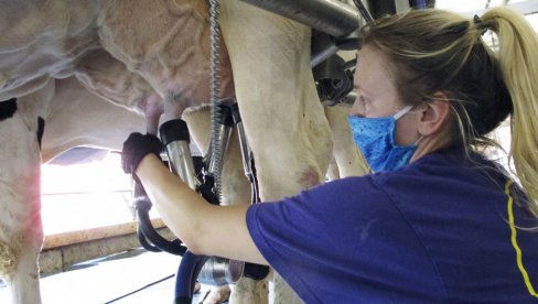 ISTOČNO SARAJEVO: Podrška proizvođačima mleka