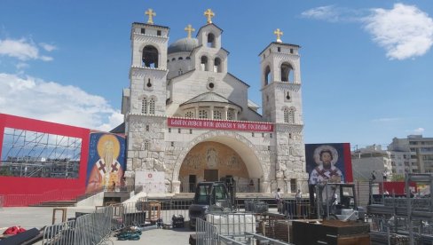 POSLEDNJE PRIPREME ZA VELIKI SABOR: Podgorica se sprema da dočeka patrijarha Porfirija (FOTO)