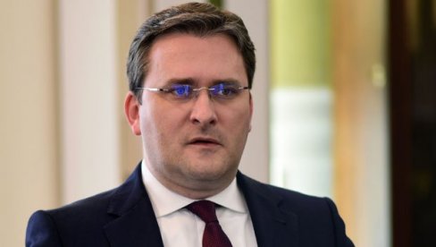 MINISTAR SELAKOVIĆ: Besmisleni su Đukanovićevi napadi na Vučića, sve je to mnogo šuplja priča, toliko da zvoni