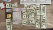 УХАПШЕН ЛАЖНИ ПОЛИЦАЈАЦ: Пронађено готово 100.000 фалсификованих долара