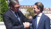 DOBRO DOŠAO, DRAGI PRIJATELJU!: Vučić dočekao Sebastijana Kurca (FOTO)