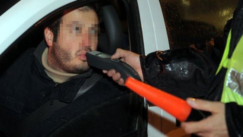PIJANI ZA VOLANOM: Vozači u Sremskoj Mitrovici i Irigu iza rešetaka, imali više od dva promila alkohola u krvi