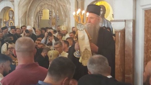 CRNA GORA: Patrijarh Porfirije poslao emotivnu poruku nakon odlaska iz Crne Gore - Srećan sam jer smo izvršili delo Crkve (FOTO/VIDEO)