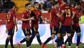 ЦРВЕНА ФУРИЈА НА ТУРИСТИЧКОМ ПУТОВАЊУ: Фудбалски лилипутанци последња провера за Шпанију пред Мундијал