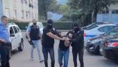 DETALJI DRAMATIČNOG HAPŠENJA: Osumnjičeni Viktor Čavić potegao pištolj na policiju, a zatim hteo i da ih pregazi automobilom (FOTO)