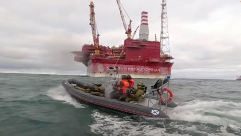 RUSKA SEVERNA FLOTA VEŽBA NA ARKTIKU: Planirano učešće do 30 vojnih brodova