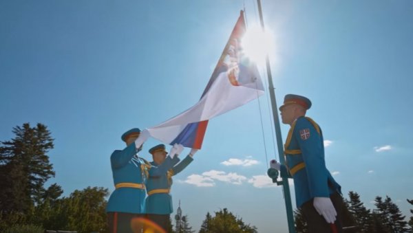 СРБИЈА ОБЕЛЕЖАВА ДРЖАВНИ ПРАЗНИК: Дан примирја у Првом светском рату прославља се од 2012. године