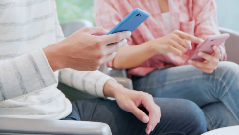 “NOVOSTI” ISTRAŽUJU: Umesto da je sluga, mobilni naš gospodar