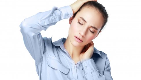 NAPADI MIGRENE PROREĐUJU SE S JESENI: Toplota sama po sebi ne može da bude uzrok glavobolje