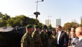 PRIKAZ ODBRANE NA JEDNOM MESTU: Vučić pozvao građane da vide koliko je Vojska Srbije napredovala