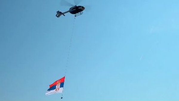 ПРЕЛЕП ПРИЗОР: Српска застава се вијори над Београдом (ВИДЕО)