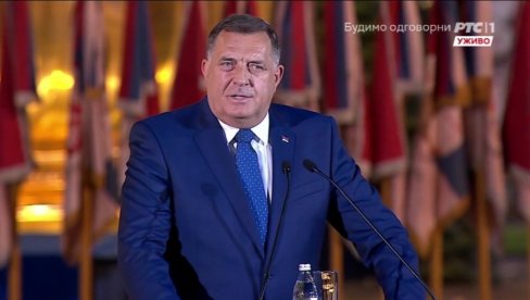 MI NISMO BOSANCI, JA SAM SRBIN PRAVOSLAVAC: Dodik se obratio okupljenom narodu povodom Dana srpskog jedinstva