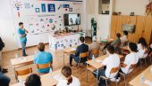 Karavan NIS-a „Zajednici zajedno“ obilazi škole širom Srbije: Sedma gimnazija dobila savremeno opremljene kabinete iz fizike i biologije