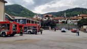 ПОКАЗНА ВЕЖБА И ИЗЛОЖБА ВОЗИЛА: Ватрогасци у Пријепољу обележили Дан Сектора за ванредне ситуације (ФОТО)