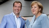 UVEK JE BRANILA NACIONALNE INTERESE: Medvedev opisao Merkelovu kao pragmatičnu i racionalnu