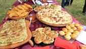 ПРОЈА НАС ХРАНИЛА И БРАНИЛА: У Ратини код Краљева одржана традиционална кулинарска смотра (ФОТО)