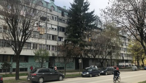 JOŠ NEPOZNATO KO JE ISTAKAO VODU IZ SISTEMA: Stanari zgrade u Nemanjinoj ulici u Čačku u strahu dočekuju novu grejnu sezonu