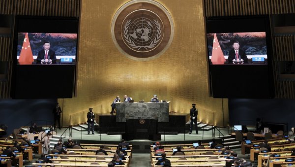 ХЛАДНИ РАТ НА ИСТ РИВЕРУ: Лидери ривалских економских сила укрстили копља на 76. заседању генералне скупштине УН
