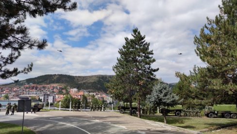 PRATE SITUACIJU: Helikopteri Vojske Srbije nadomak Kosmeta