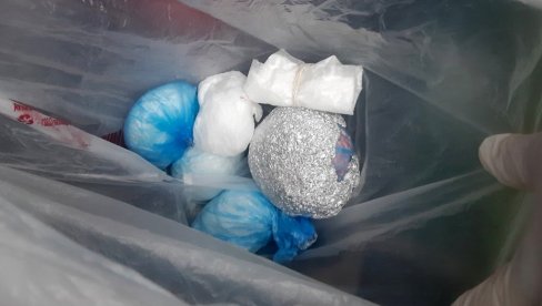 AKCIJA POLICIJE U BARAJEVU: Zaplenjeno 10 kilograma narkotika