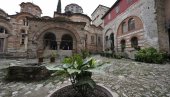 ТРЕСЛА СЕ И СРПСКА СВЕТИЊА : Земљотрес на Светој гори уочи славе манастира Хиландар