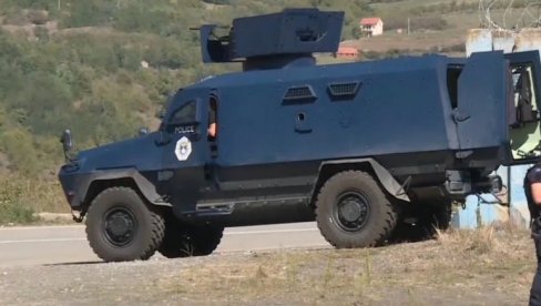 ДРАМАТИЧНА СЦЕНА НА ЈАРИЊУ: Албанци довезли оклопно возило са пушкомитраљезом, наоружани до зуба! (ФОТО)