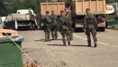 КФОР СЕ ПРЕНУО - ВИДЕ ДА БЕОГРАД НЕ ИДЕ НА БЛЕФ: Војници међународне мисије коначно се појавили у близини Јариња