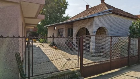 KAMERA IH SNIMILA NA PERIONICI: Tročlana porodica poslednji put viđena između Moravca i Aleksinca