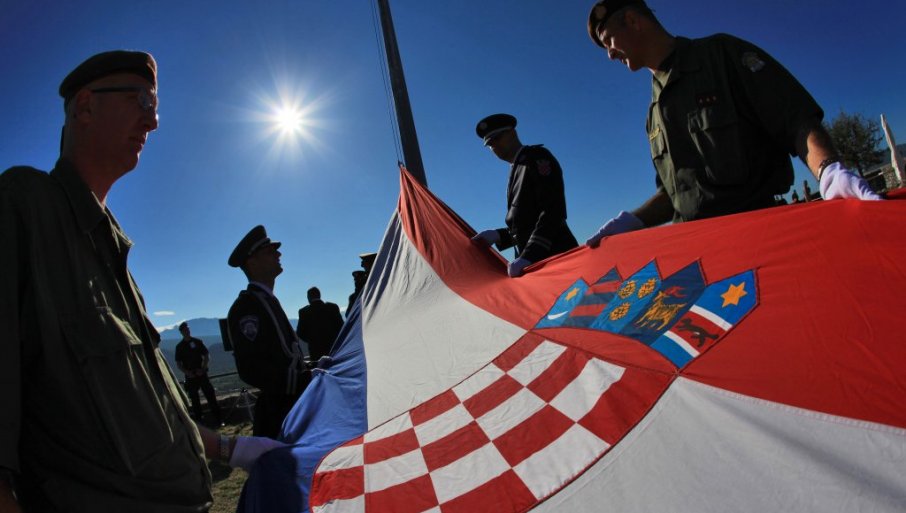 A FIFA - ĆUTI! Hrvati veličali "oluju" na Mundijalu, etničko čišćenje Srba se slavilo u Kataru (FOTO)