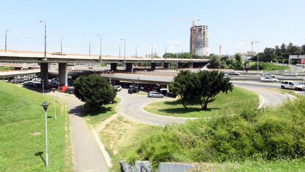 НОВИ ИЗГЛЕД ПАРКА КОД МОСТАРА: Радови на обнови ће трајати до краја године