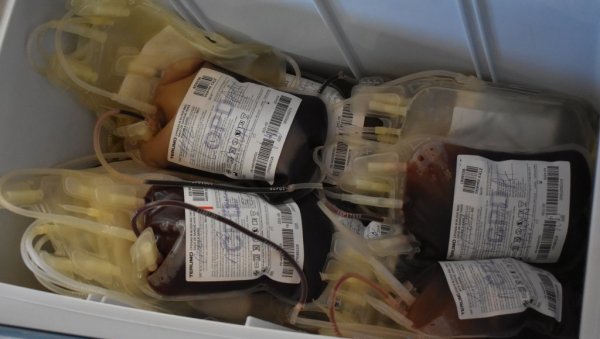 МОБИЛНЕ ЕКИПЕ ШИРОМ ВОЈВОДИНЕ НА ТЕРЕНУ: Акција завода за трансфузију крви Војводине
