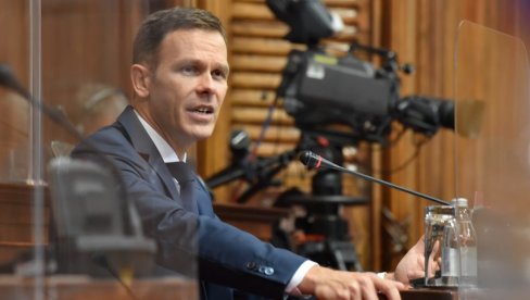 ЗА ГРАДЊУ 486 МИЛИЈАРДИ ДИНАРА: Влада Србије данас би требало да усвоји предлог буџета за наредну годину