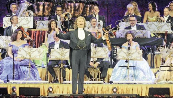 НОВИ ТЕРМИН  - ДОГОДИНЕ: Андре Рију и Јохан Штраус оркестар  одложили београдски концерт