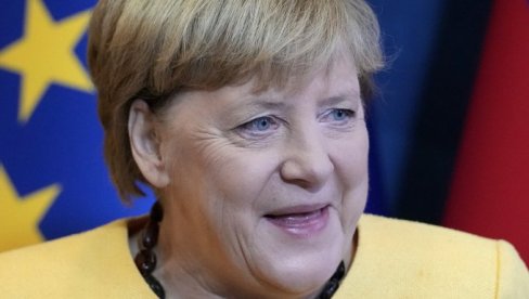 ZA FRIZERE I ŠMINKERE: Kako Nemcima objasniti da njihove pare idu na sređivanje Merkelove