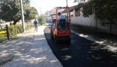 ASFALTIRANJE U NEKOLIKO PARAĆINSKIH SELA: Nove kolovoze dobile ulice u Šavcu, Čepuru i četiri podjuhorska sela