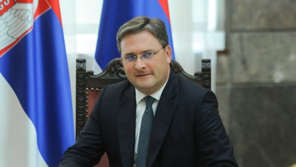 СЕЛАКОВИЋ: Очекујем да Денис Звиздић подржи макар територијални интегритет Србије