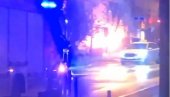 BUKTINJA U NOVOM SADU: Zapaljena dva skupocena automobila, plamen ih progutao za minut (VIDEO)