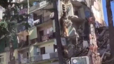 SRUŠILA SE STAMBENA ZGRADA, IMA MRTVIH: Užas u Batumiju, ljudi zatrpani ispod ruševina (FOTO/VIDEO)